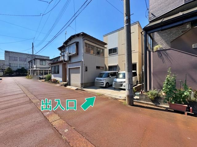 中島4丁目3-4駐車場の駐車場写真