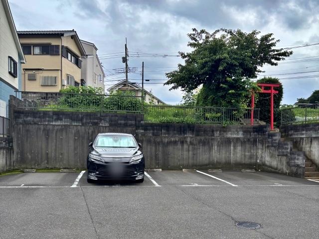 下新倉4丁目6 シャン・ドゥ・フルール☆アキッパ駐車場の駐車場写真