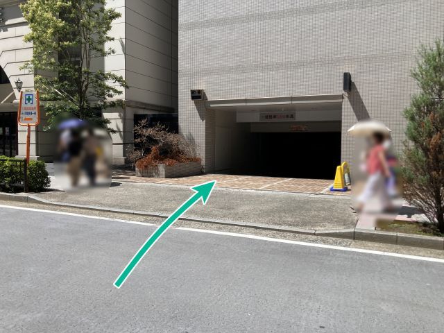 ホテルプラム駐車場【ご利用時間：平日7:00～22:00】の駐車場写真