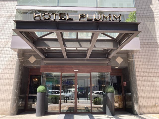 ホテルプラム駐車場【ご利用時間：平日7:00～22:00】の駐車場写真