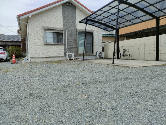 本町8丁目5-23駐車場の駐車場写真