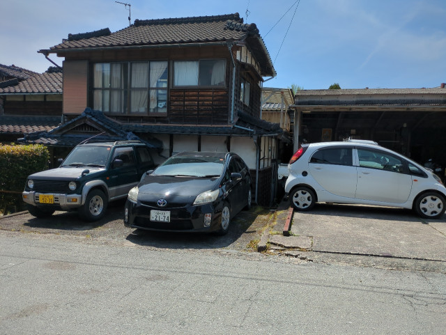 原自動車駐車場の駐車場写真