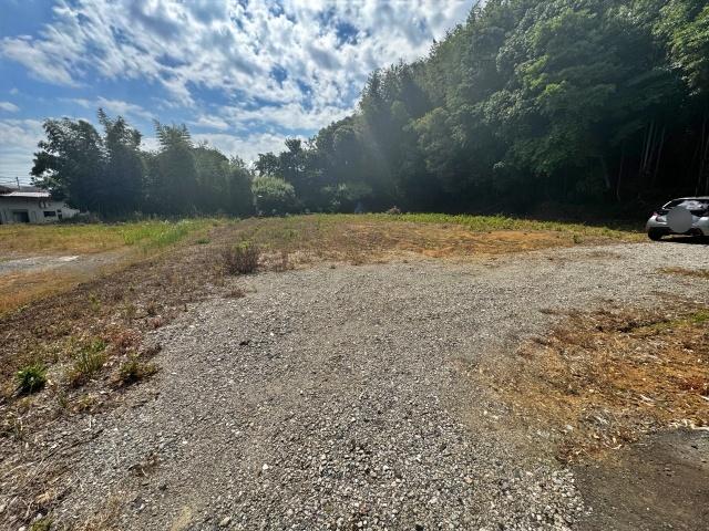 東区小山6丁目上部駐車場の駐車場写真
