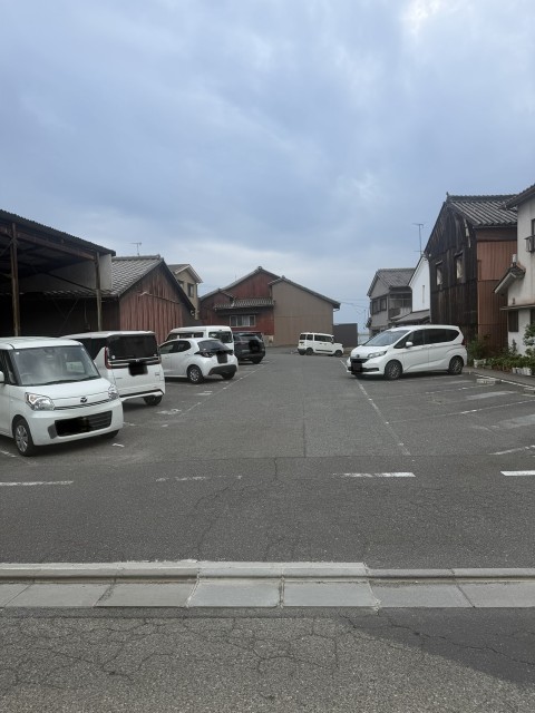 駐車場写真2