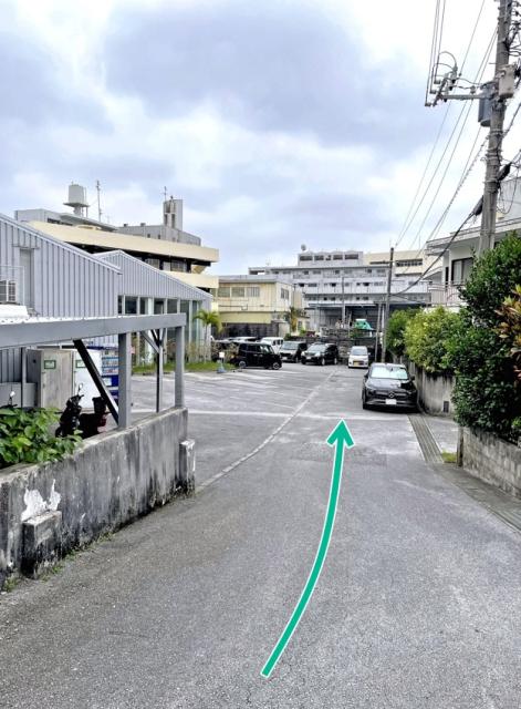 ジェイウォームJOBステーション那覇 駐車場の駐車場写真
