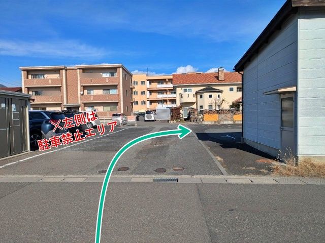 【丹波島橋南バス停徒歩3分】青木島1丁目駐車場の駐車場写真