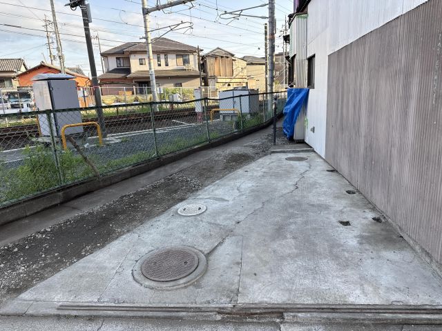 静岡県静岡市清水区横砂東町14-20の駐車場写真