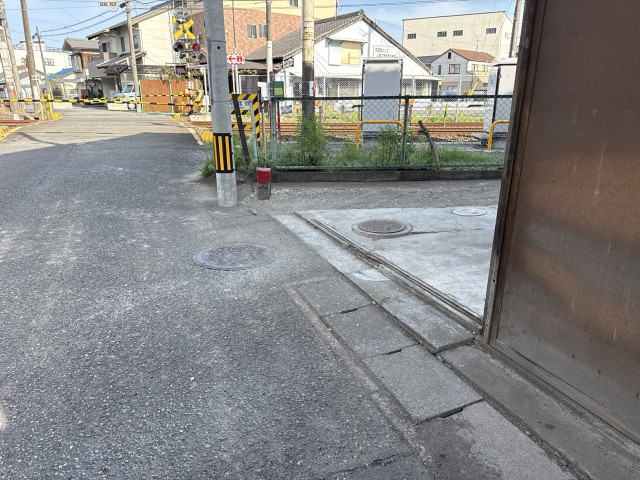 静岡県静岡市清水区横砂東町14-20の駐車場写真