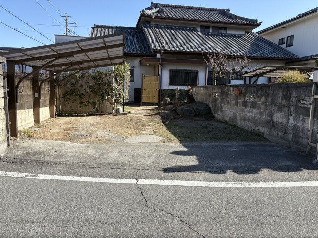 押原公園中央道昭和バス停の駐車場写真