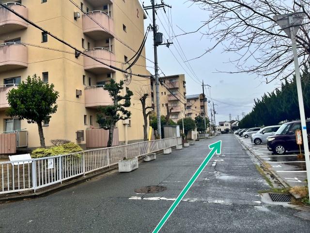 東大阪加納団地駐車場(9号棟付近)の駐車場写真