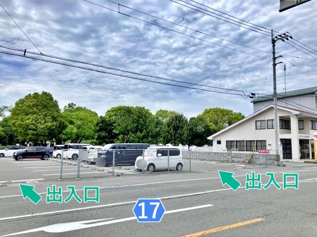 図書館駐車場【小松島港まつり2026 7/19(日)】の駐車場写真