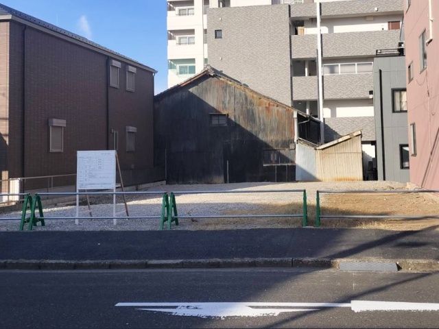 中区橘1丁目空き地駐車場の駐車場写真