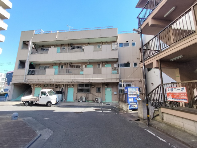 栗原3-24-16駐車場の駐車場写真