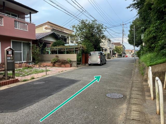 亀甲台1-23-14駐車場の駐車場写真