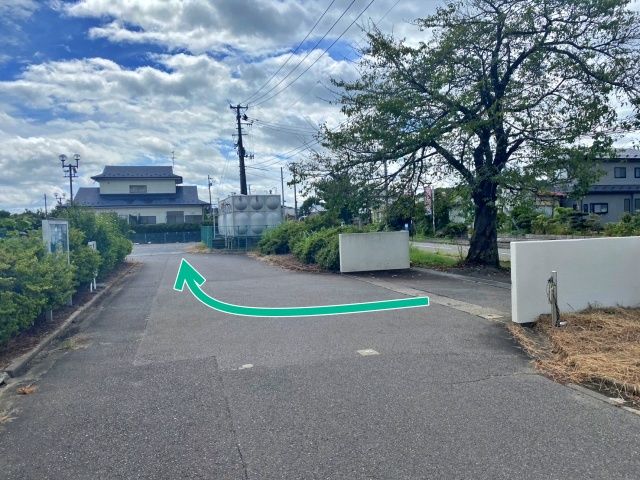 ビレッジハウス矢吹【E-239】の駐車場写真