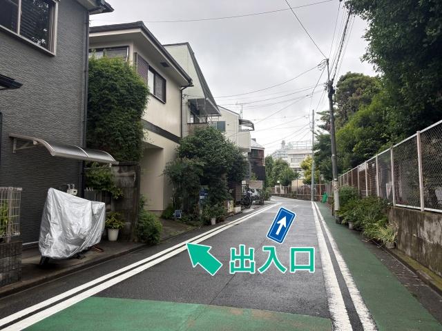 [16cb5]下馬1丁目30▽個宅アキッパ駐車場の駐車場写真