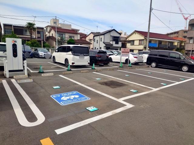 EV10_感應寺駐車場 （17番スペース）【EVチャージ（有料）利用可能スペース】の駐車場写真