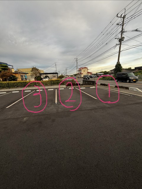 鍋島町蛎久1720駐車場の駐車場写真