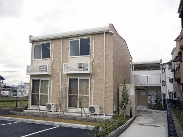 レオパレス美原長田駐車場【43664】の駐車場写真