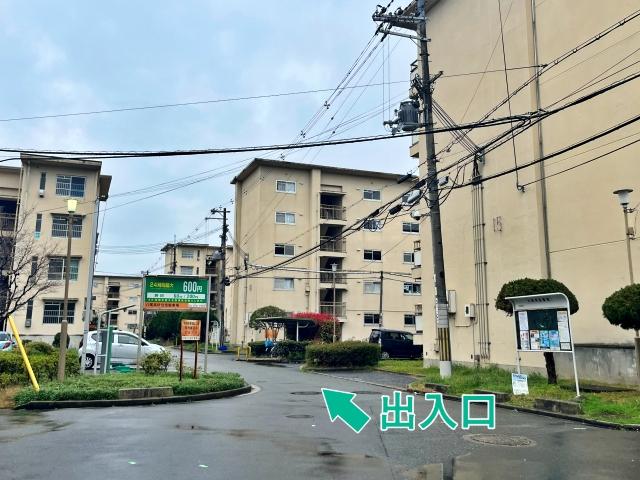 八尾高砂団地駐車場(9号棟付近)の駐車場写真