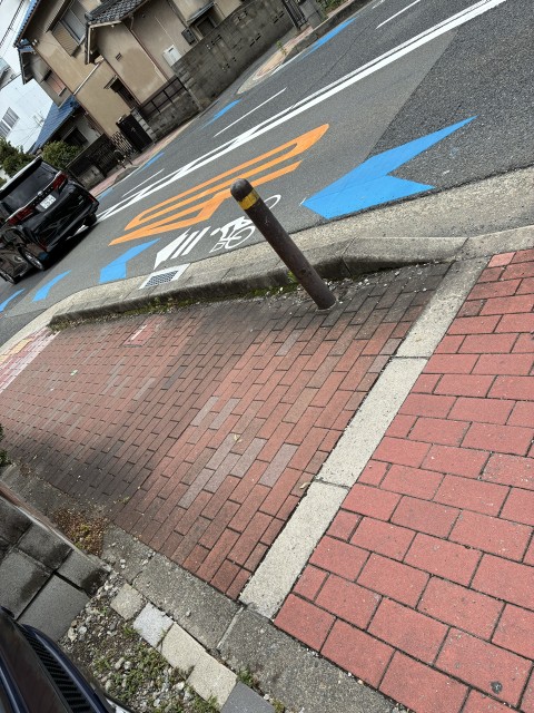 飛行機の真下が見える千里川土手まで徒歩約8分、つばさ公園まで徒歩約５分駐車場の駐車場写真
