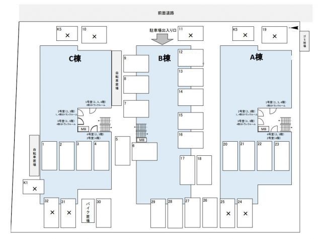 フィオーレB棟の駐車場写真