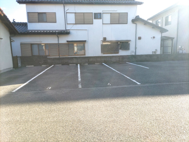 駐車場写真2