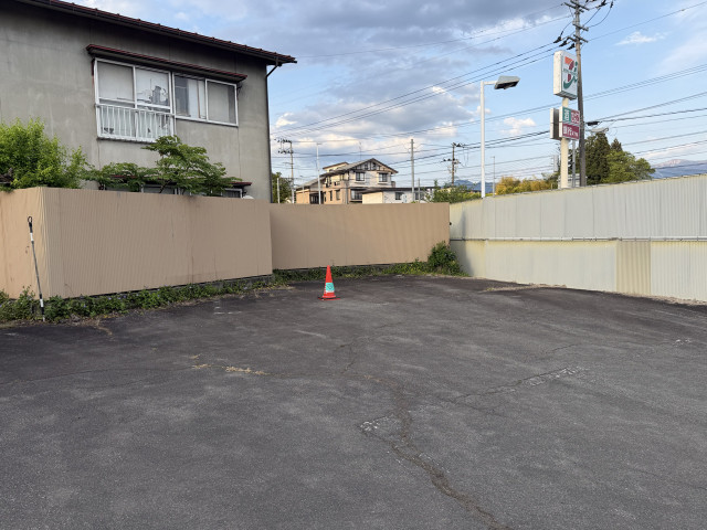 河崎3丁目6-14駐車場の駐車場写真