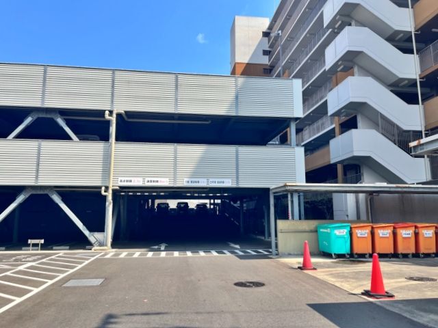 堺南長尾住宅 団地駐車場(1号棟付近)の駐車場写真