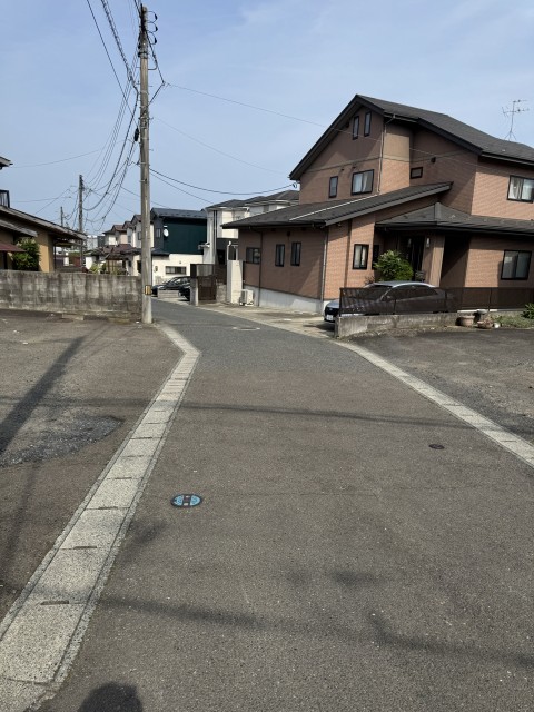 宮城県仙台市宮城野区燕沢東の駐車場写真