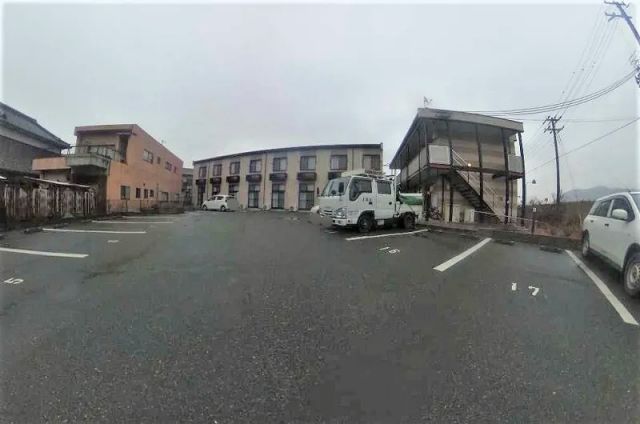 レオパレス輝駐車場【31814】の駐車場写真