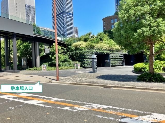 ダイビル本館・中之島四季の丘駐車場【平日のみ：7:00～16:00】※大型車/高さ：200cm以下の駐車場写真