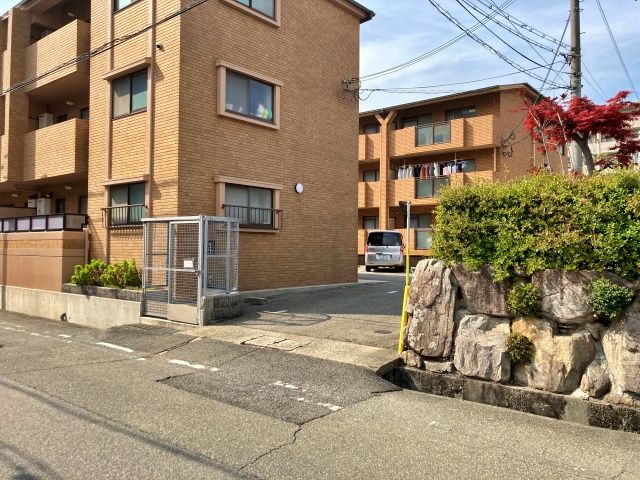 駐車場入口