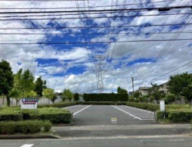 NPC24H美しが丘南5丁目パーキングの駐車場写真