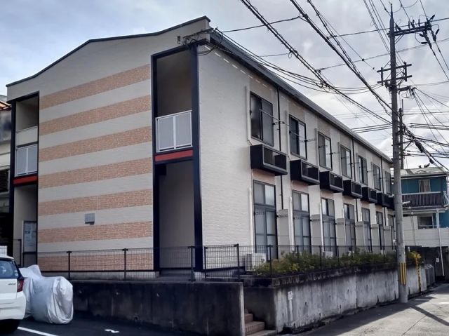 レオパレスヴェセル駐車場【25143】の駐車場写真