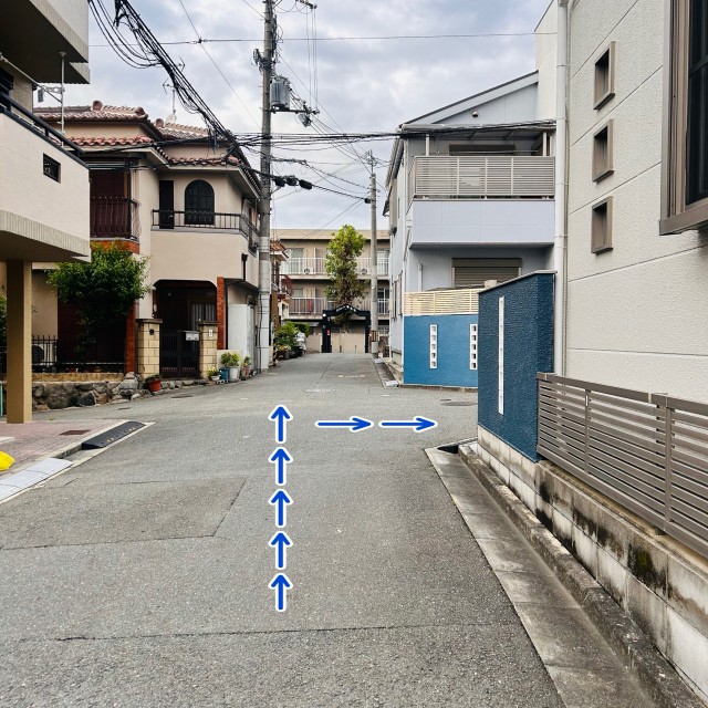 東石切町5丁目4-27駐車場の駐車場写真