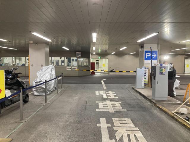 大阪御堂筋ビル・大阪センタービル【土日祝のみ  08:00～19:00】の駐車場写真