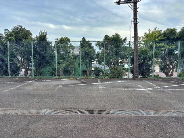 駐車場写真2