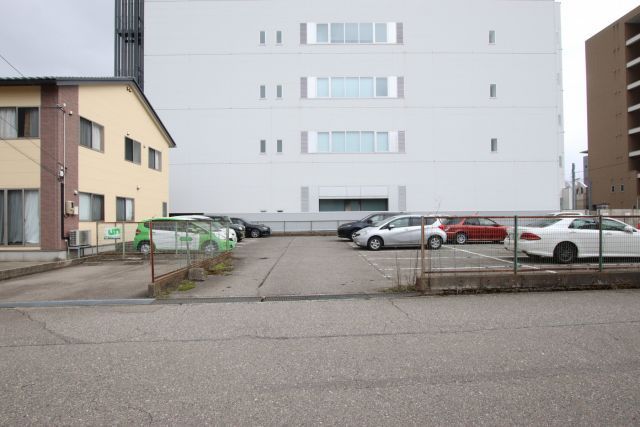 パストけやき【A174】の駐車場写真