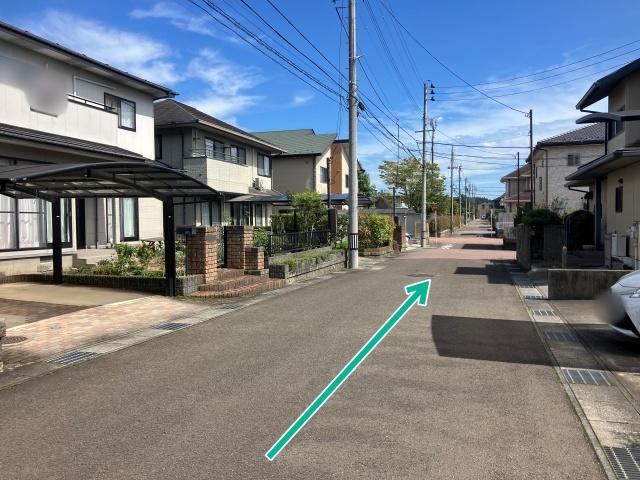 菅谷台4丁目30-1駐車場の駐車場写真