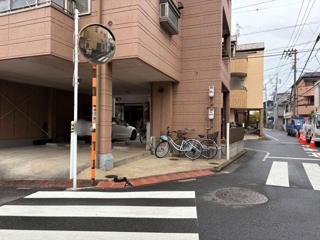 [1fd14]西六郷1丁目▽個宅アキッパ駐車場の駐車場写真