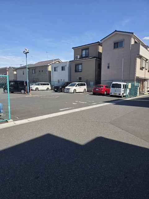 埼玉県川口市小谷場387の駐車場写真