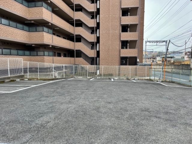 GSパーク富雄元町1丁目駐車場の駐車場写真