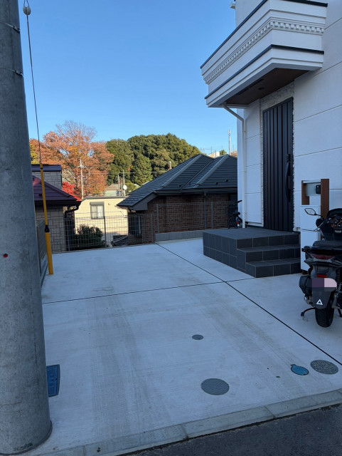 日産スタジアム🏟️まで1.4km　初回割引クーポン有パーキング🅿️の駐車場写真