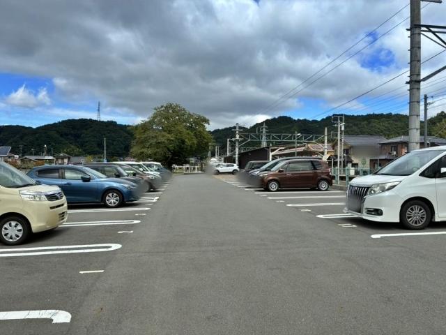 しずなびパーキング牧之郷駅前の駐車場写真