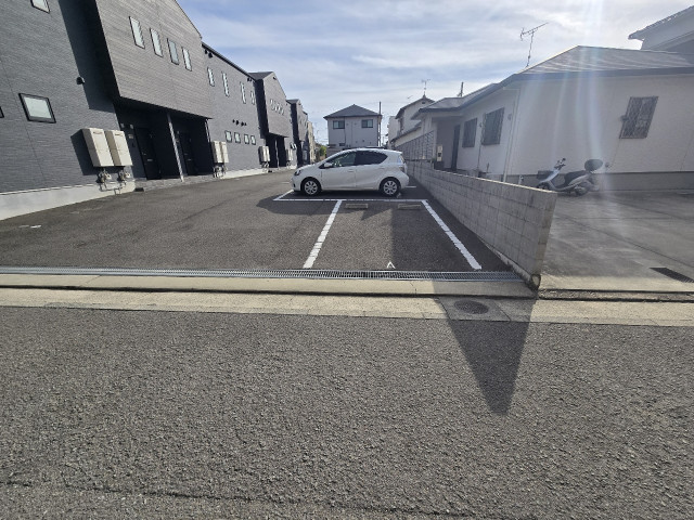 今福グランテラスの駐車場写真