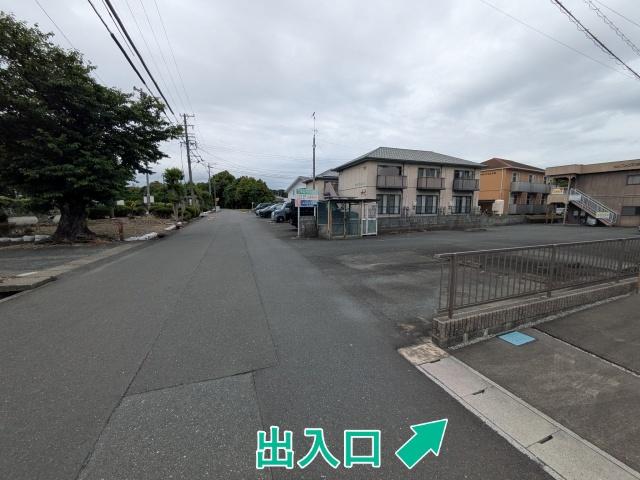 西貝塚3550-1 アキッパ駐車場の駐車場写真