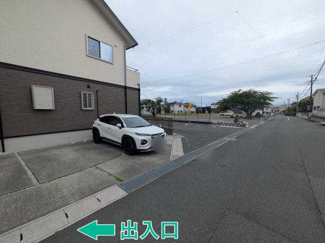西貝塚3550-1 アキッパ駐車場の駐車場写真