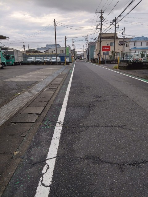 東名倉庫　駐車場1の駐車場写真