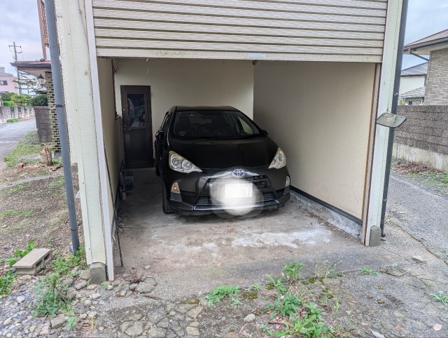 屋内駐車場の駐車場写真